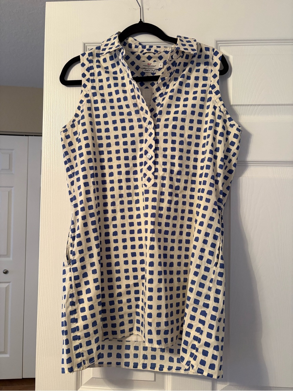 Vineyard Vines Dress White Sleeveless Tunic Blue Square Print Size 8 Preppy